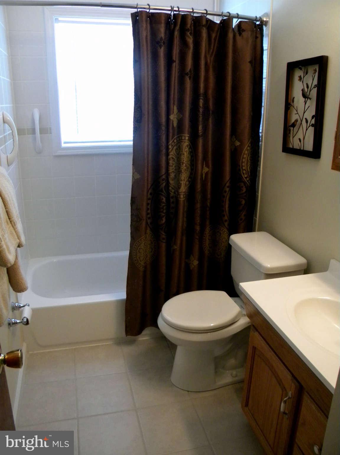 806 Lucky Road Severn, MD 21144 - Photo 6 of 22 Bath