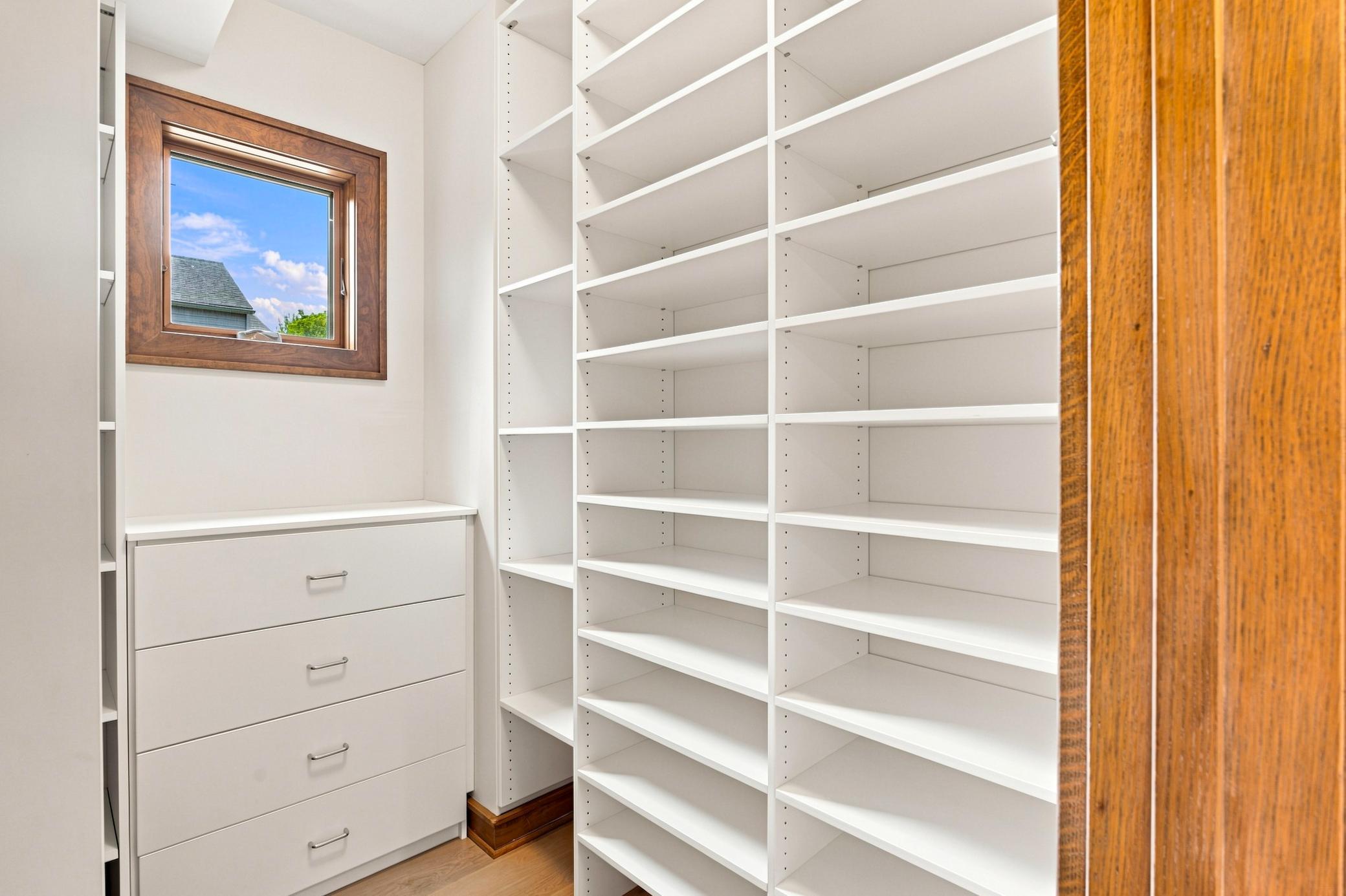 2412 Lafayette Road Wayzata, MN 55391 - Photo 31 of 78 Gallery Image 31