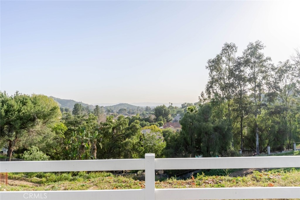 10817 West Stallion Ranch Road Sunland, CA 91040 - Photo 65 of 72 Gallery Image 65
