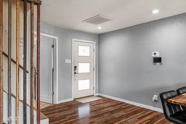 a view of livingroom with hardwood