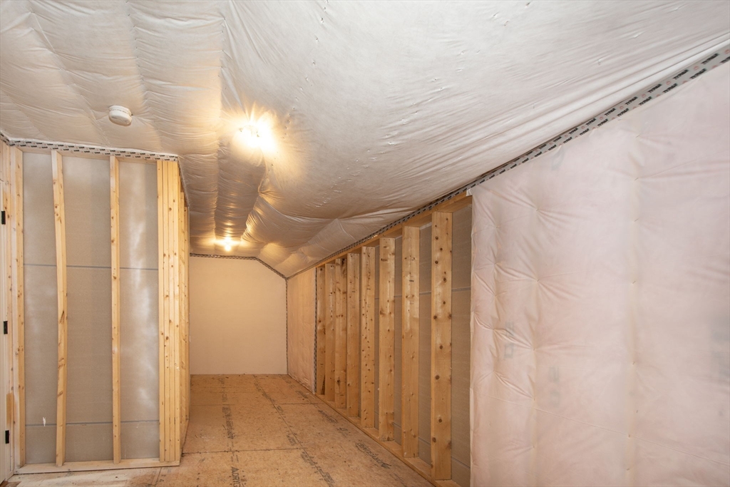 18 Kevin's Way, Unit 18 Scituate, MA 02066 - Photo 20 of 33 a view of a bathroom