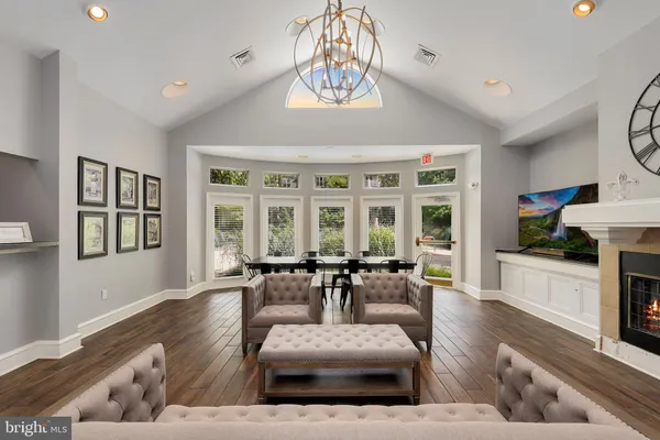 $389,000 | 2111 Highcourt Lane, Unit 201, Herndon, VA 20170