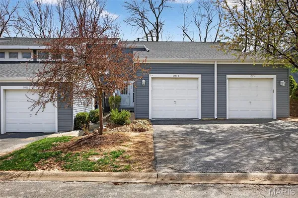 $255,000 | 1013 Fairways Drive, Lake St. Louis, MO 63367