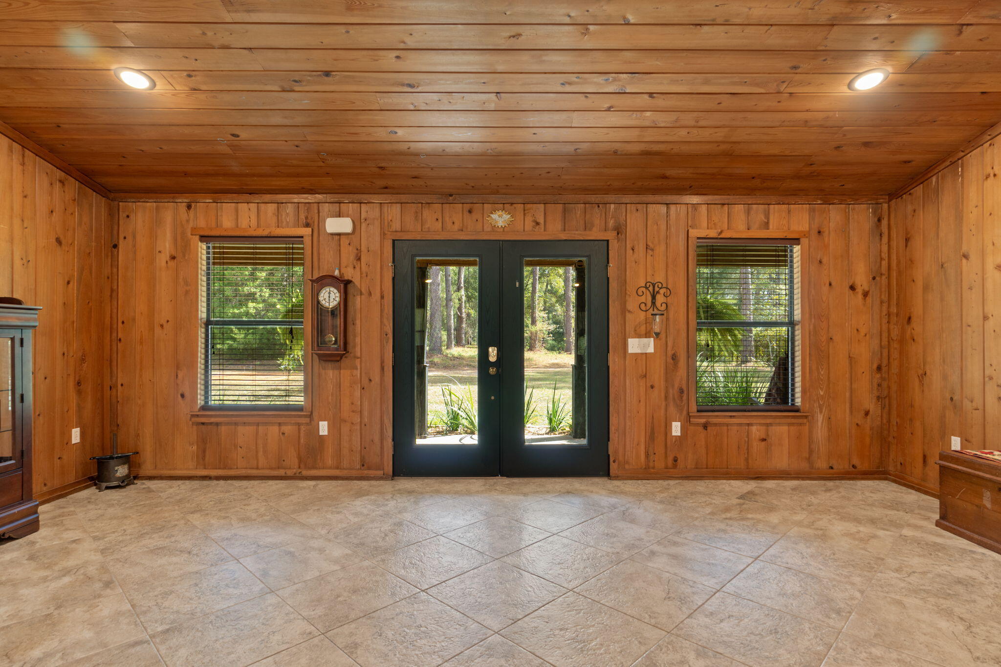 3350 New Ebenezer Road Laurel Hill, FL 32567 - Photo 7 of 53 a view of an entryway of a house
