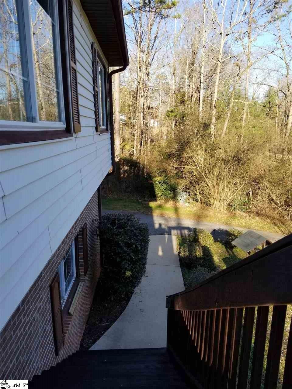 350 Lost Valley Road Pickens, SC 29671 - Photo 8 of 33