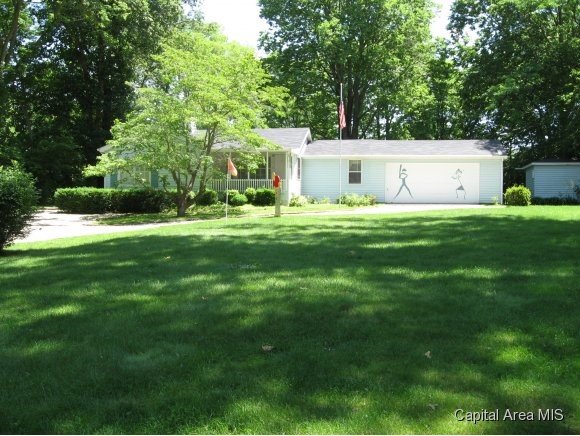 4 Downing Lane Springfield, IL 62712 - Photo 1 of 13 Gallery Image 1