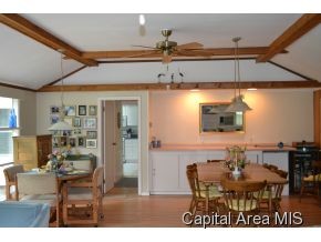 4 Downing Lane Springfield, IL 62712 - Photo 5 of 13 Gallery Image 5
