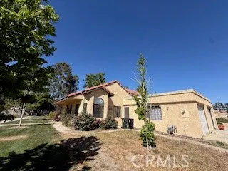 $249,900 | 19218 Elm Drive, Apple Valley, CA 92308