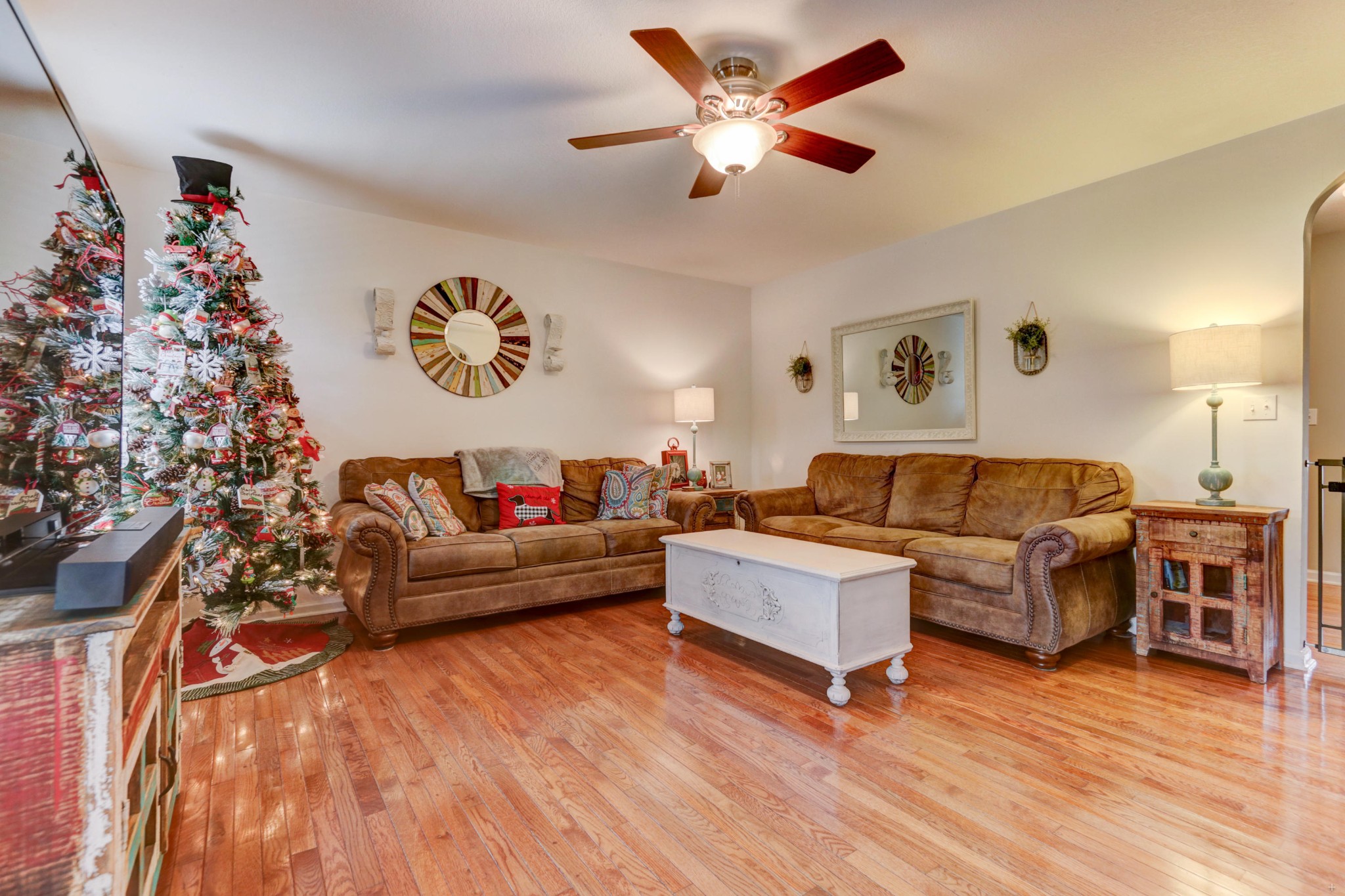 636 Pinecrest Road Jacksboro, TN 37757 - Photo 4 of 21 Gallery Image 4