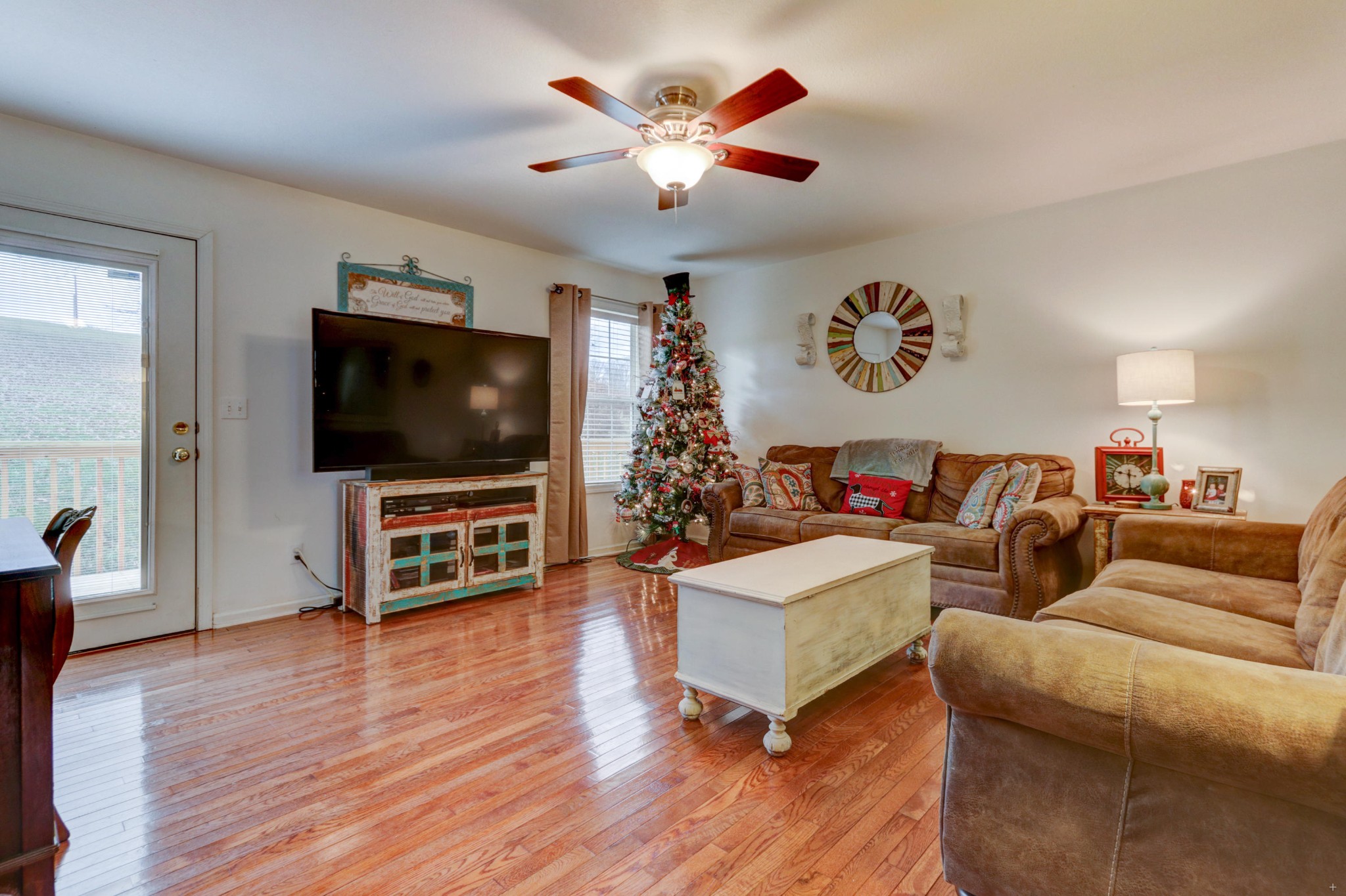 636 Pinecrest Road Jacksboro, TN 37757 - Photo 5 of 21 Gallery Image 5