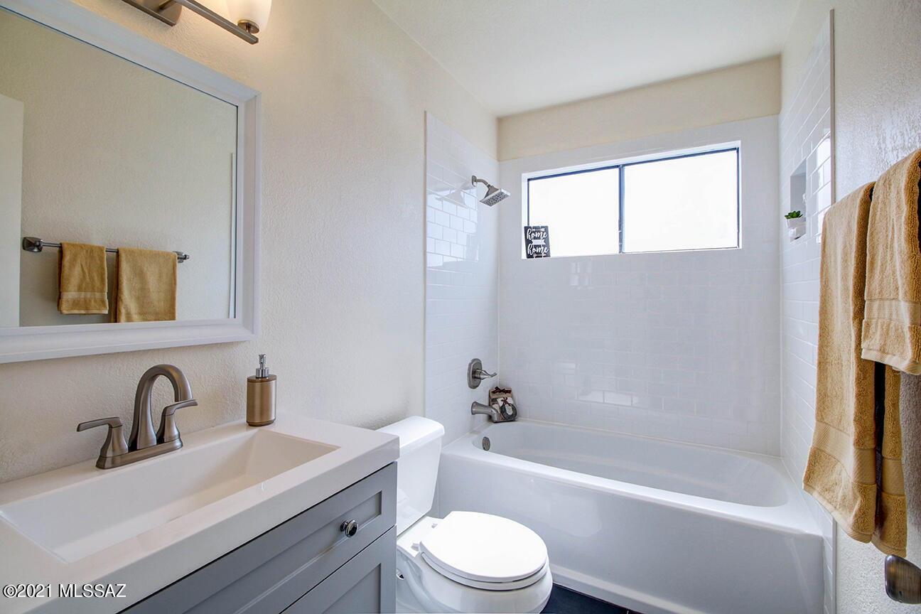 7284 West Maple Ridge Drive Tucson, AZ 85743 - Photo 24 of 42 Gallery Image 24