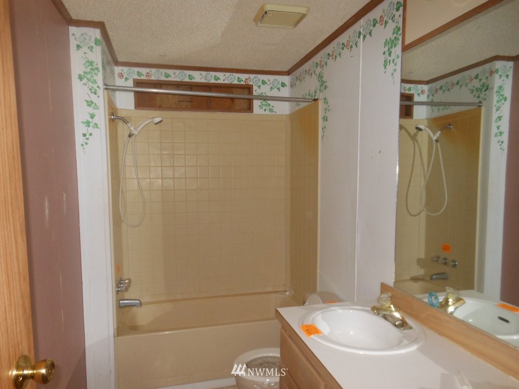 445 Bay Center Road South Bend, WA 98586 - Photo 15 of 22 Gallery Image 15