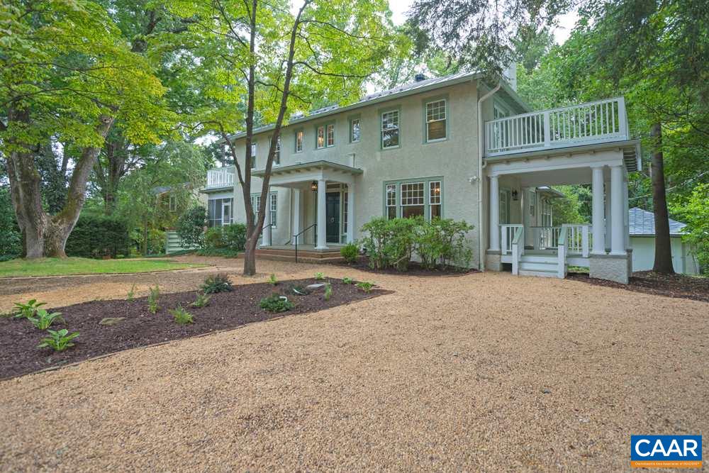 1930 Thomson Road Charlottesville, VA 22903 - Photo 31 of 35 a view of a house with backyard and a garden