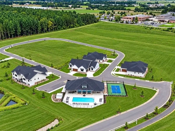 $568,000 | 140 Goldenrod, Unit LT16, Prairie du Sac, WI 53578