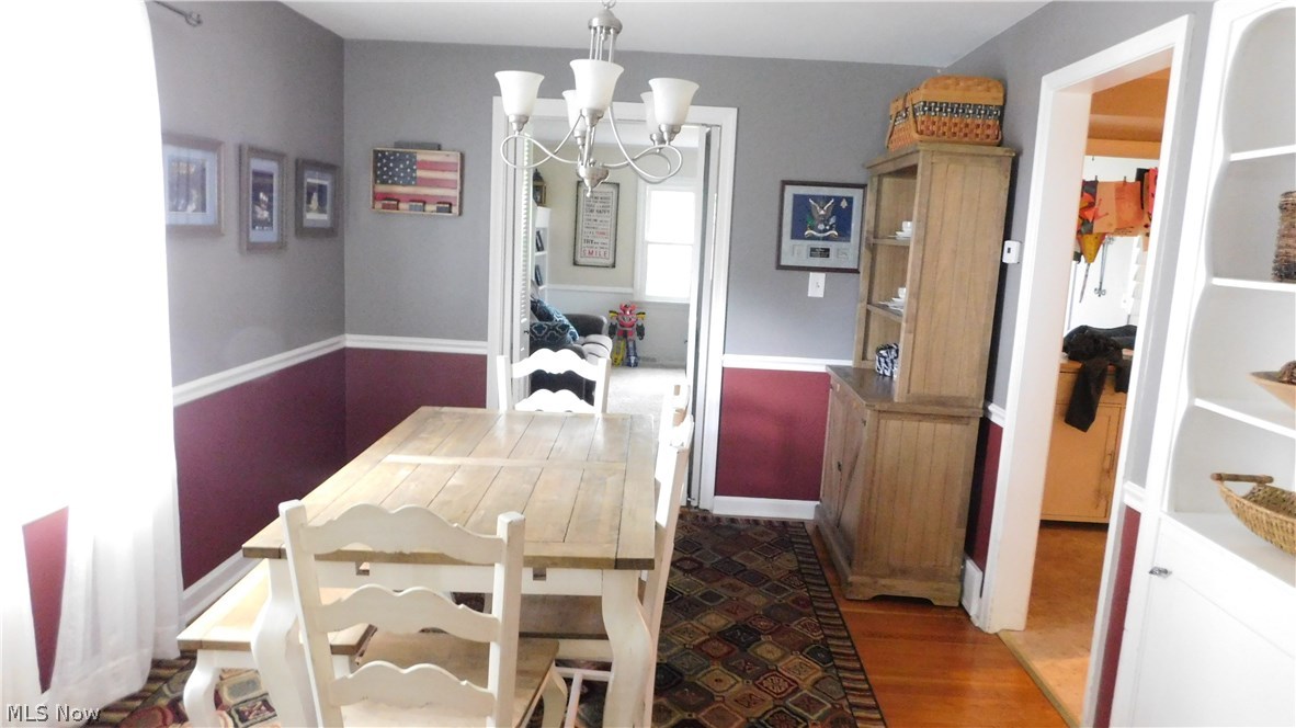 1283 Gordon Road Lyndhurst, OH 44124 - Photo 3 of 21 Gallery Image 3