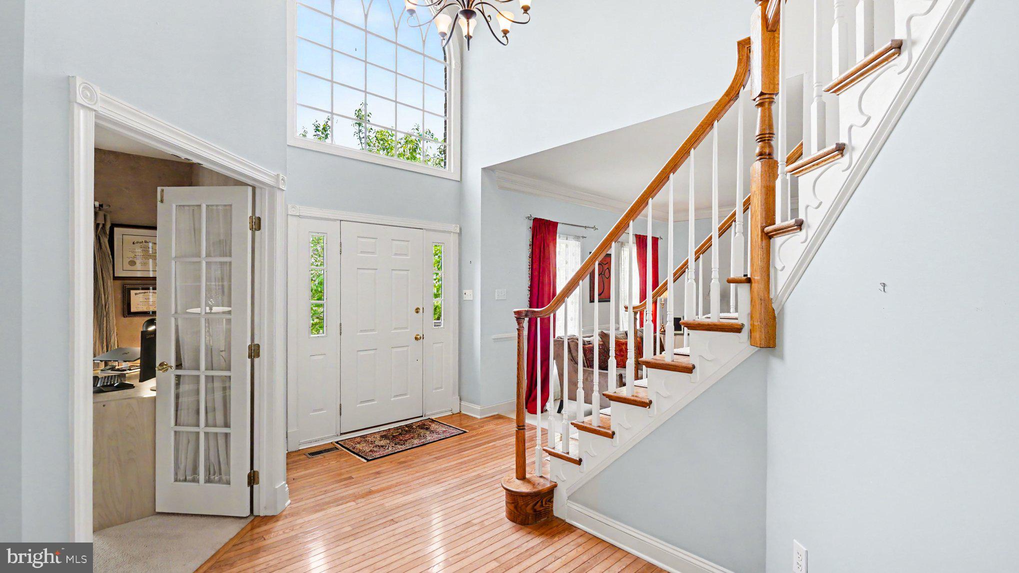 505 Springview Lane Phoenixville, PA 19460 - Photo 5 of 38