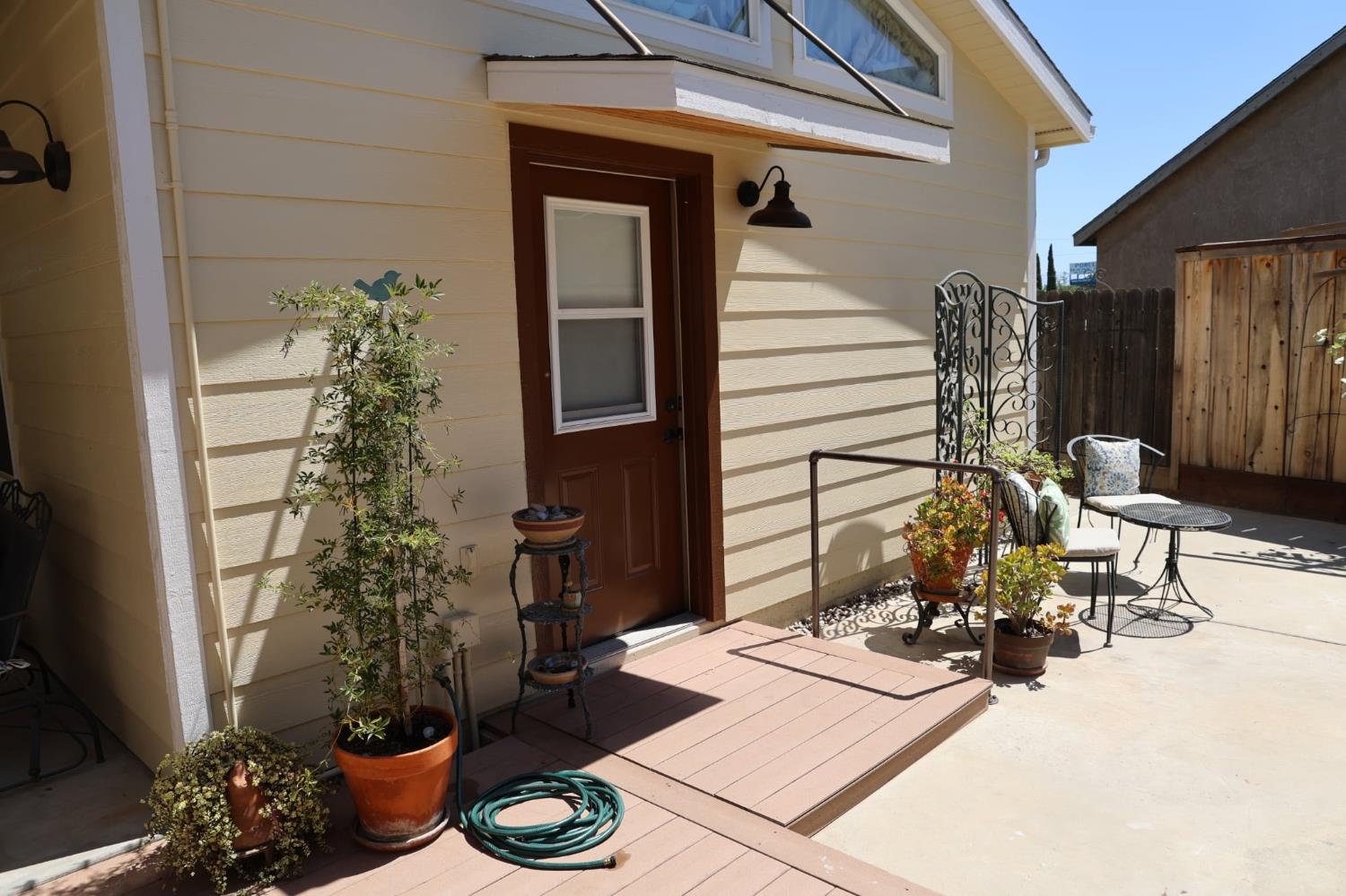 602 Abbott Avenue Reedley, CA 93654 - Photo 26 of 33