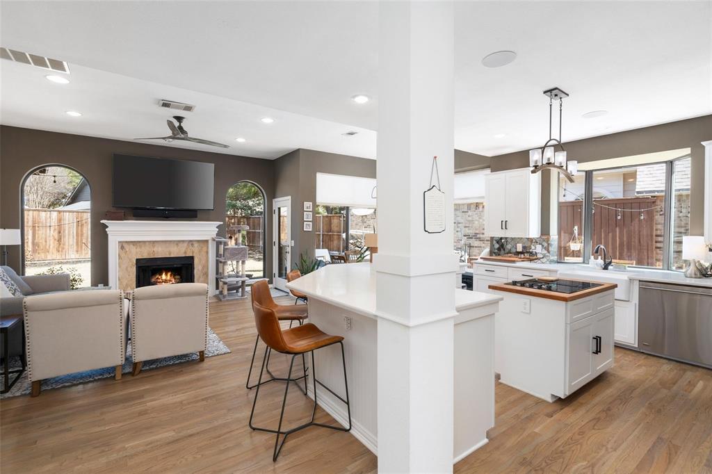 4011 Azure Lane Addison, TX 75001 - Photo 14 of 27