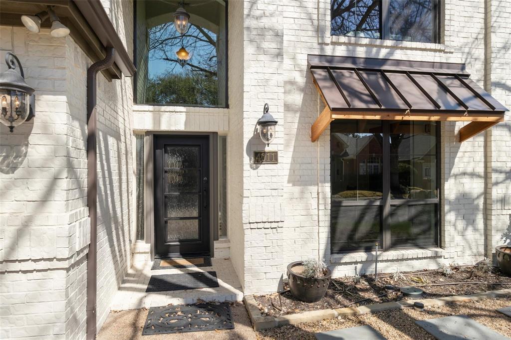 4011 Azure Lane Addison, TX 75001 - Photo 2 of 27