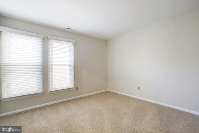 $3,800 | 9926 Great Oaks Way, Fairfax, VA 22030