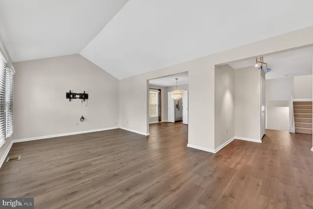 $3,800 | 9926 Great Oaks Way, Fairfax, VA 22030