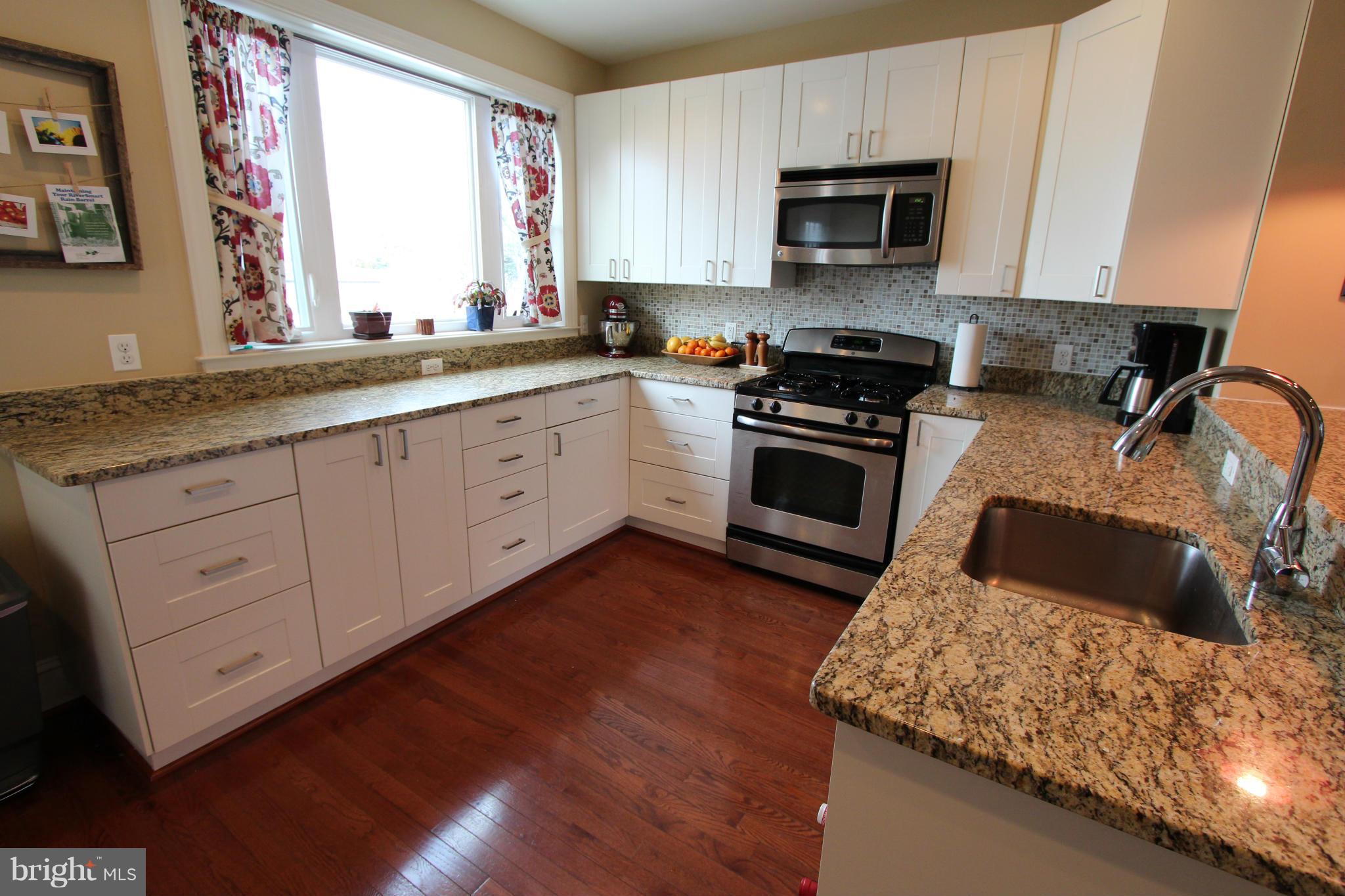 803 Decatur Street Northwest Washington, DC 20011 - Photo 5 of 26 Kitchen Pic 1