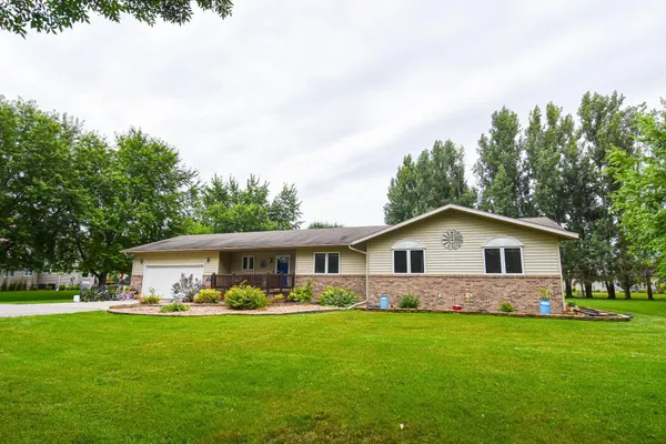 $345,000 | 114 Fern Road, Thief River Falls, MN 56701