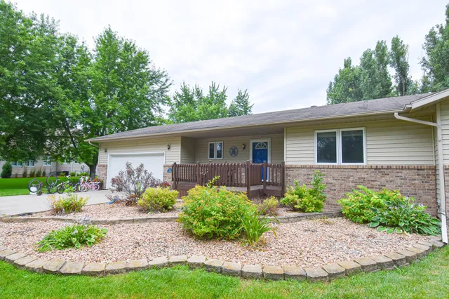 $385,000 | 114 Fern Road, Thief River Falls, MN 56701