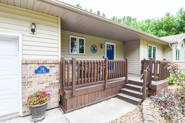 $385,000 | 114 Fern Road, Thief River Falls, MN 56701