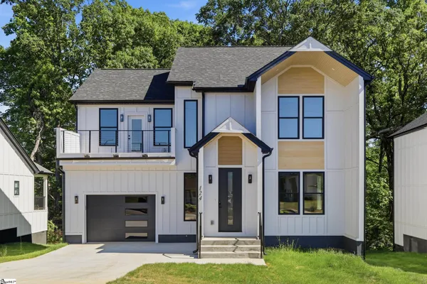 $359,900 | 124 Lyman Avenue, Duncan, SC 29334