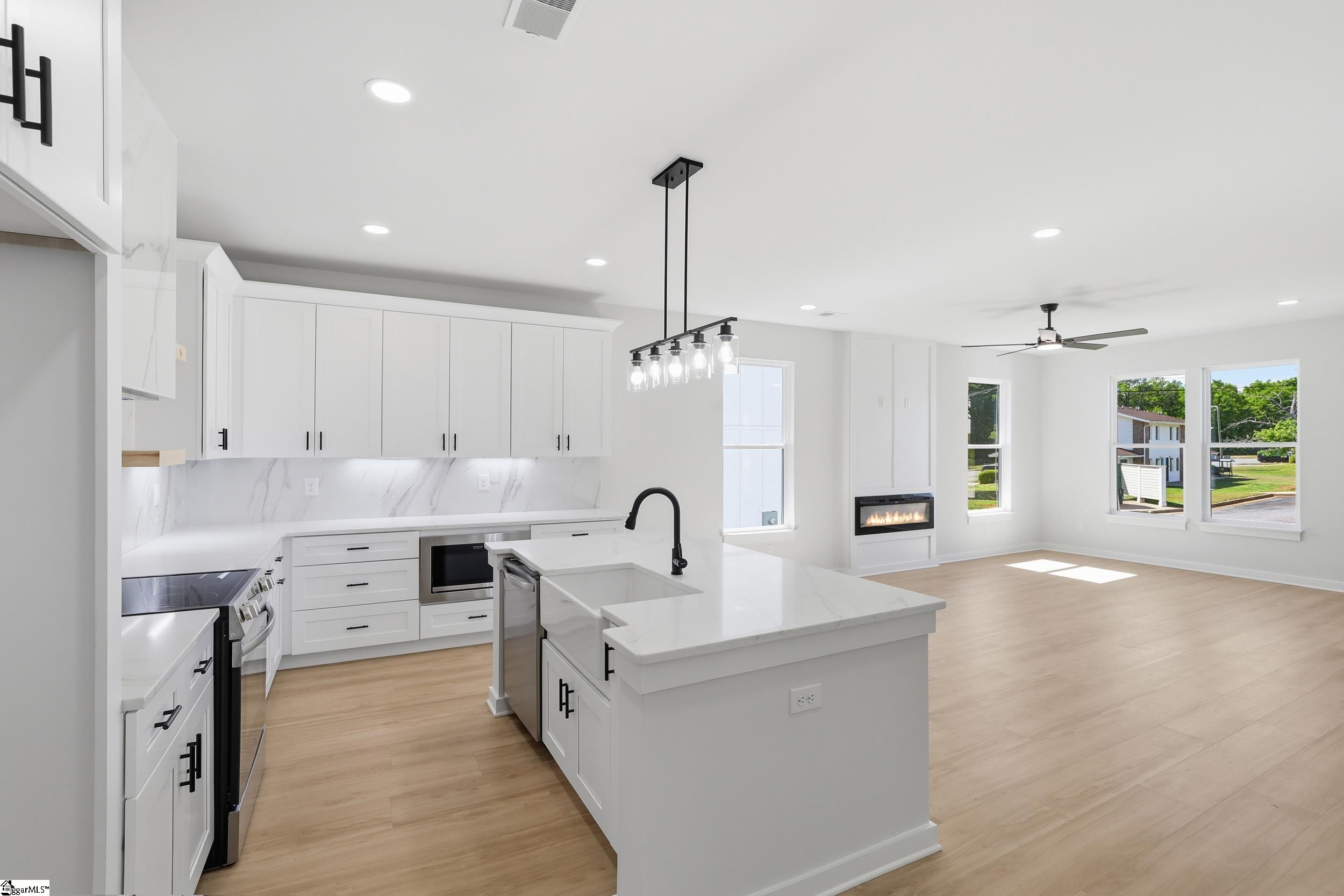 124 Lyman Avenue Duncan, SC 29334 - Photo 11 of 33