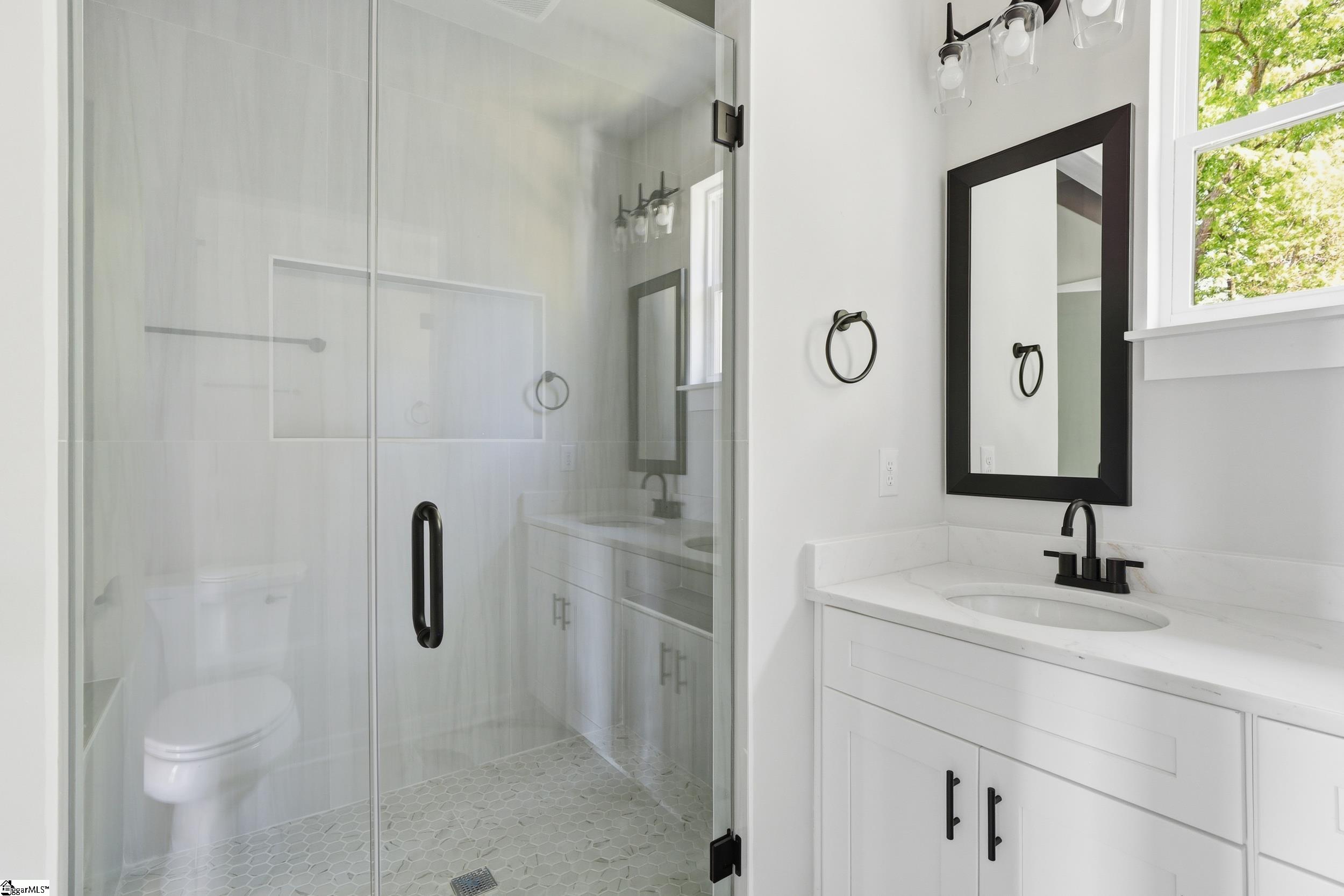 124 Lyman Avenue Duncan, SC 29334 - Photo 17 of 33