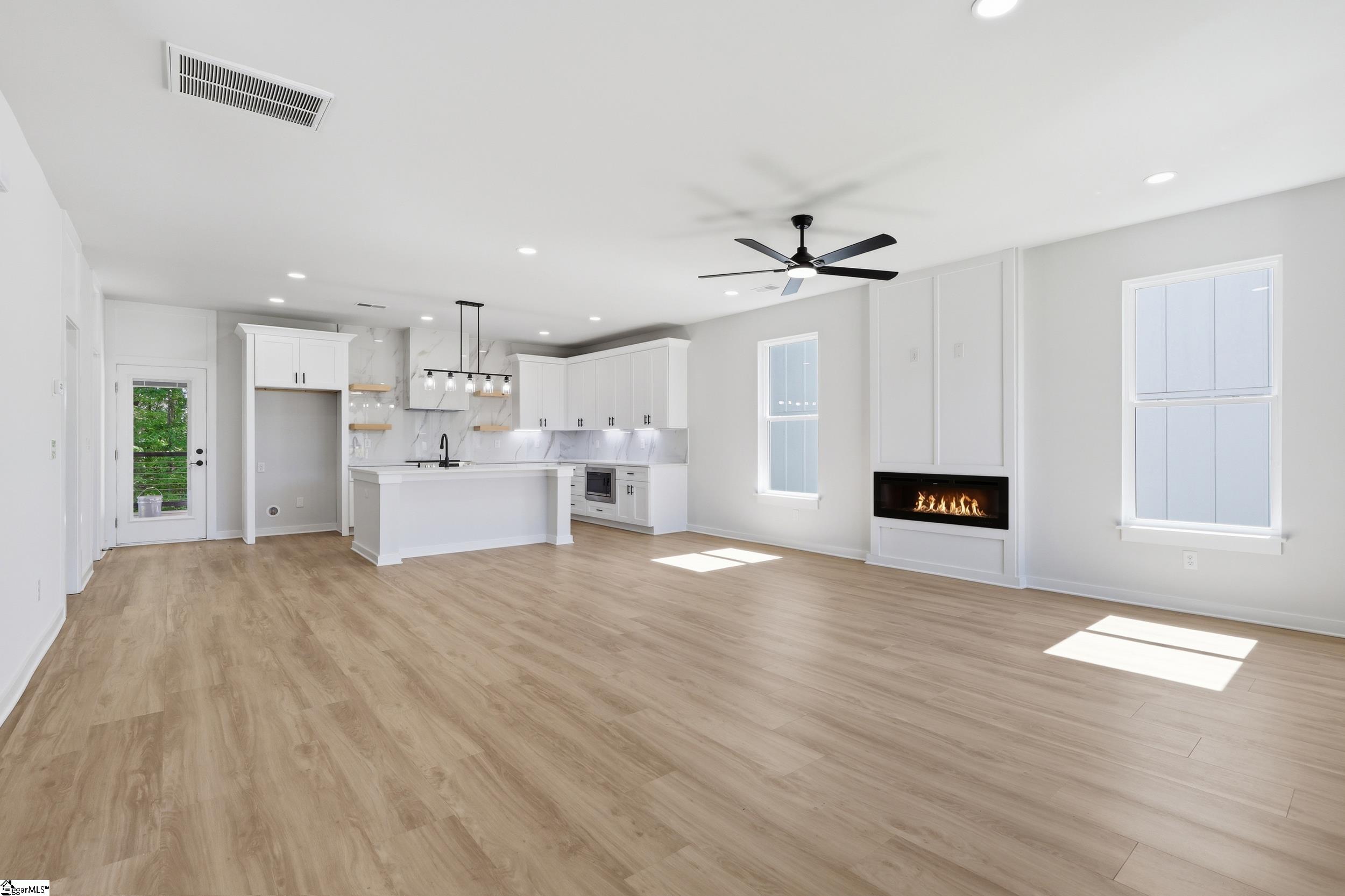 124 Lyman Avenue Duncan, SC 29334 - Photo 6 of 33