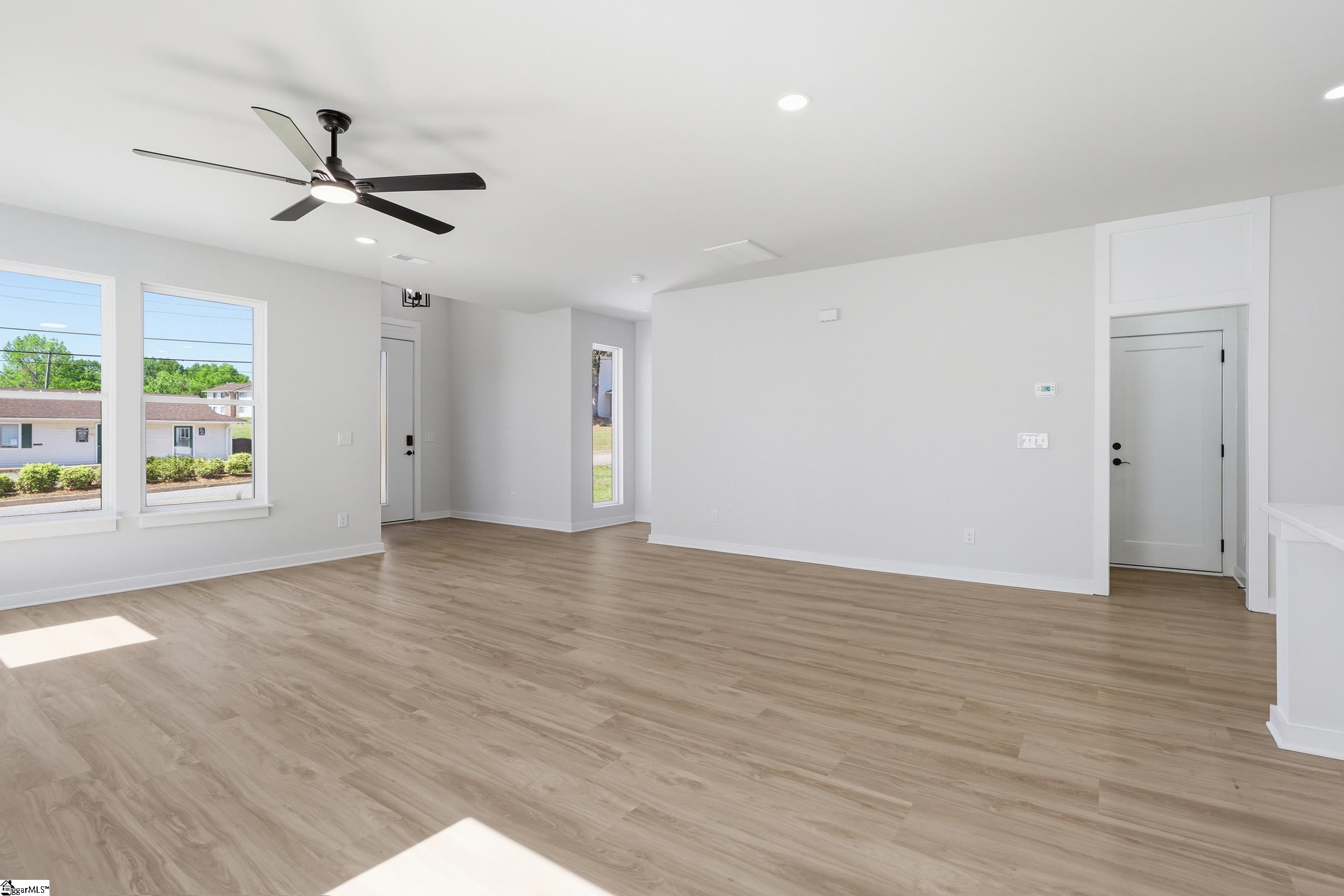 124 Lyman Avenue Duncan, SC 29334 - Photo 7 of 33