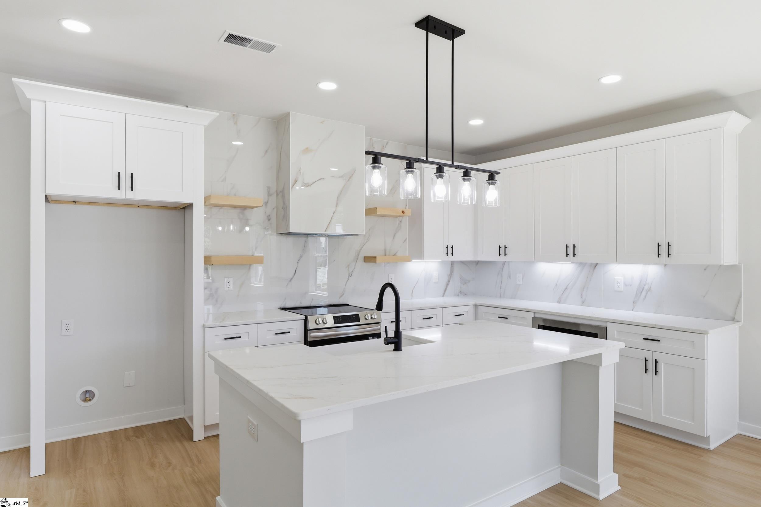 124 Lyman Avenue Duncan, SC 29334 - Photo 10 of 33