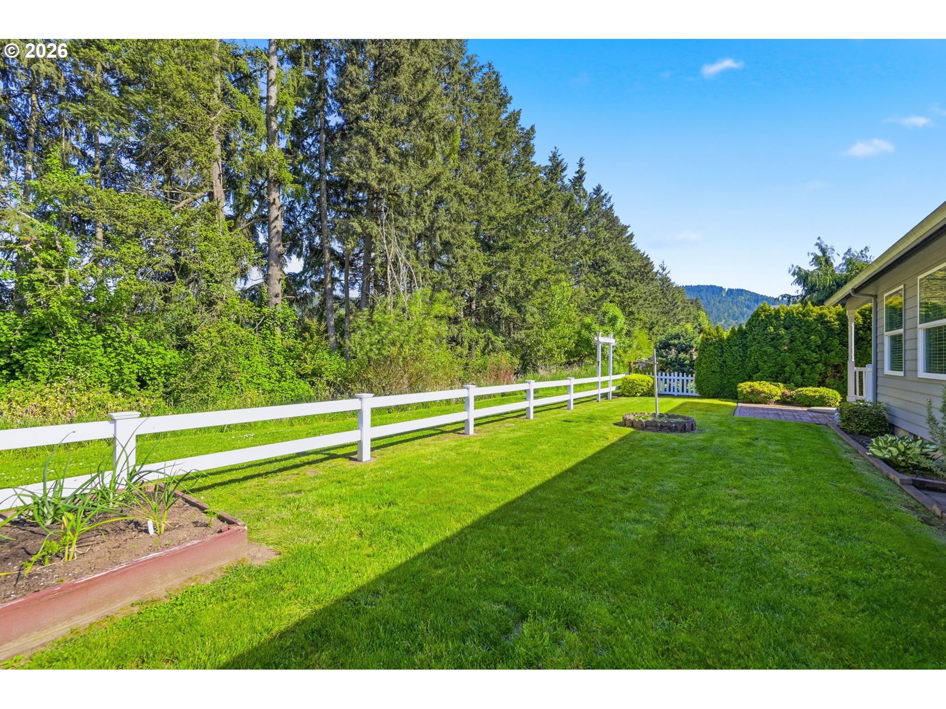 667 72nd Street Springfield, OR 97478 - Photo 34 of 40 a view of a park with large trees