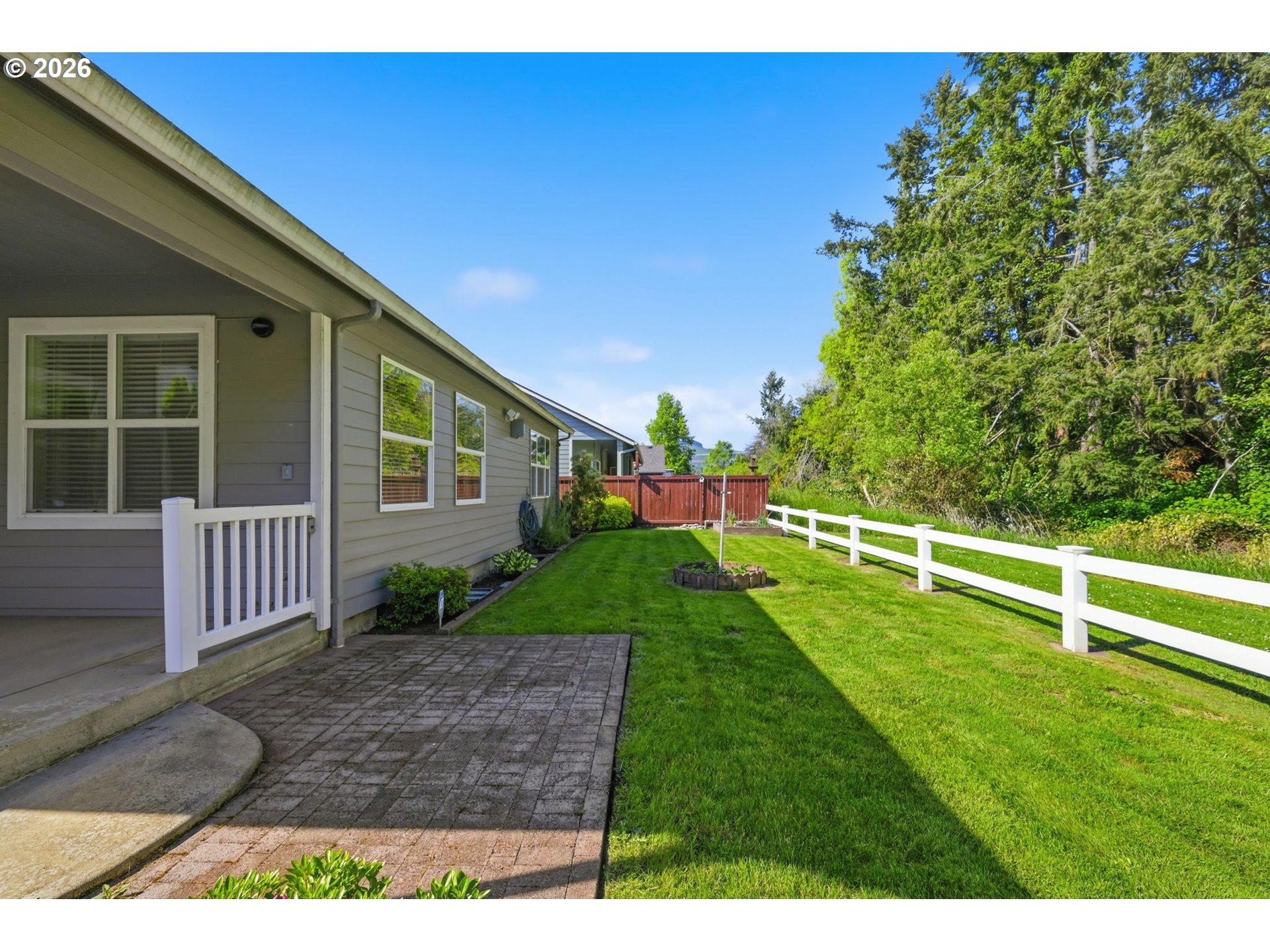 667 72nd Street Springfield, OR 97478 - Photo 35 of 40