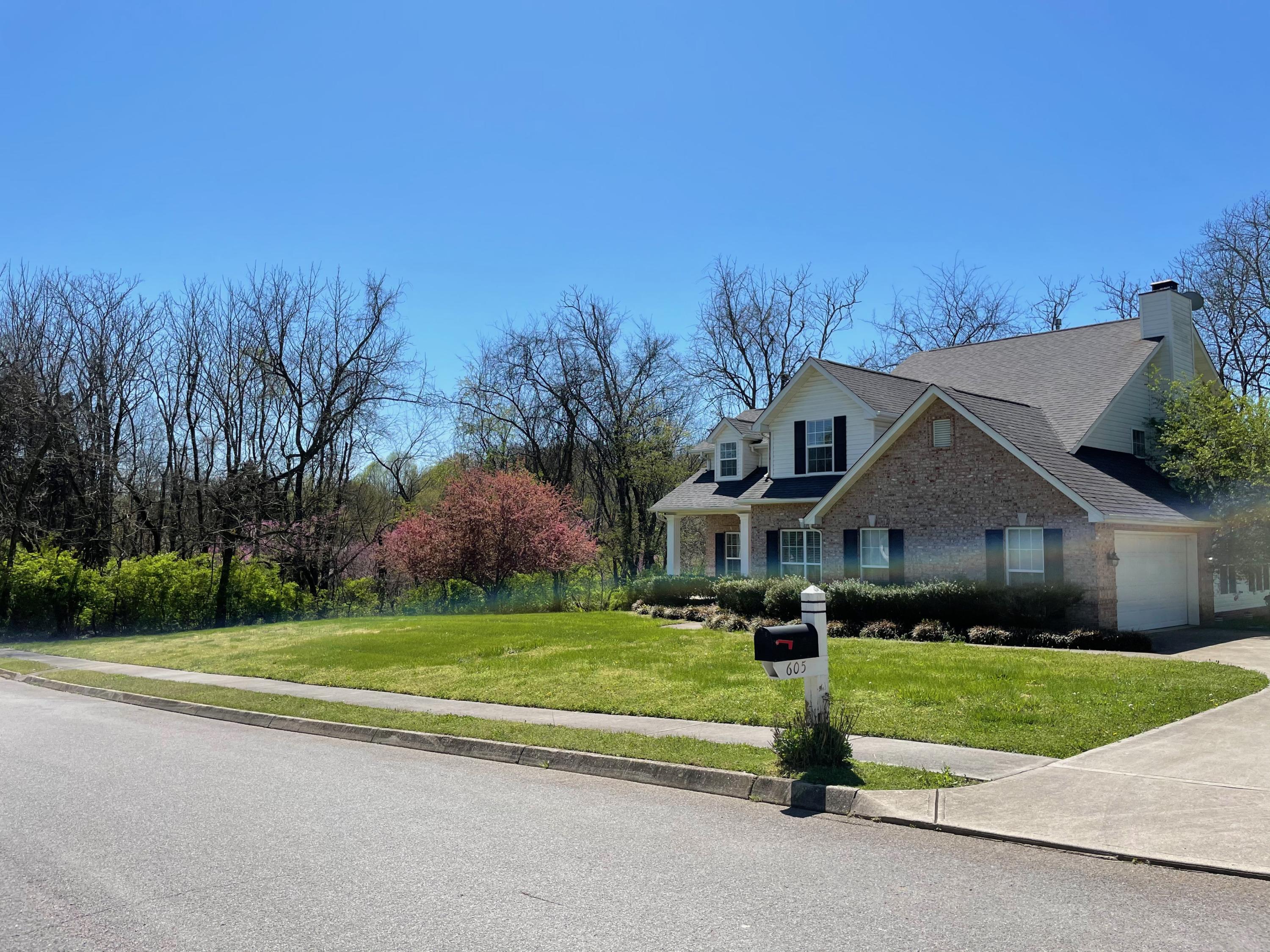 605 Windlass Road Knoxville, TN 37934 - Photo 4 of 40 Side