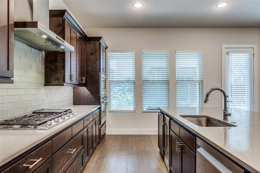 4119 Entrada Way Dallas, TX 75219 - Photo 7 of 20