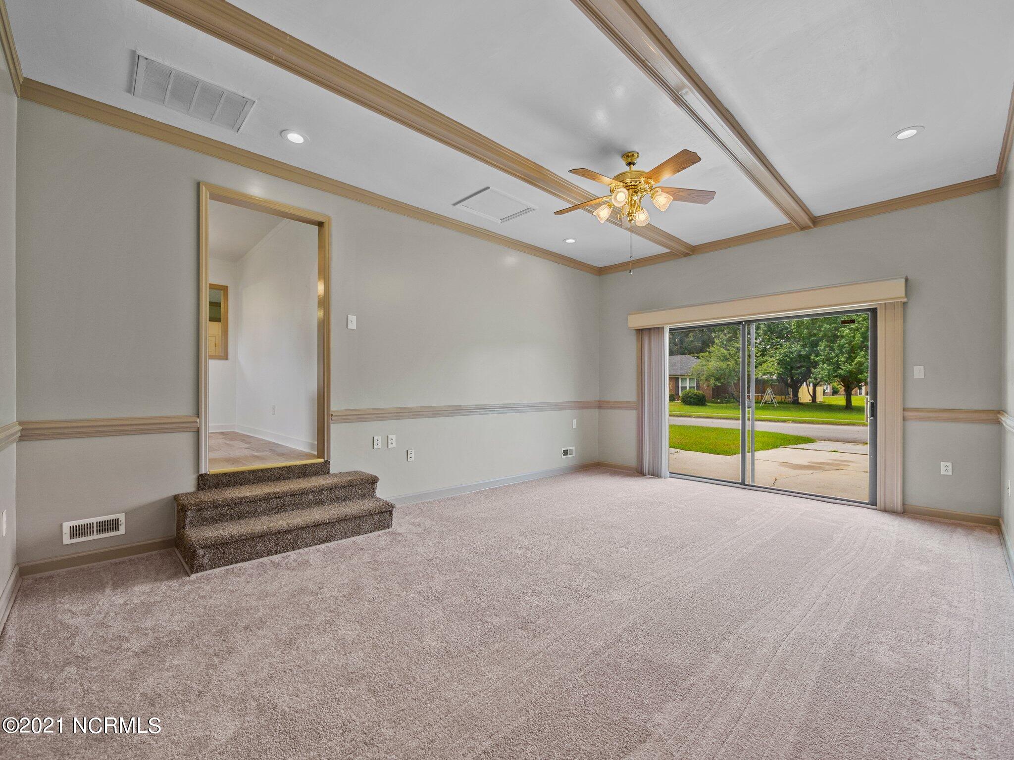 622 Winchester Road Jacksonville, NC 28546 - Photo 12 of 35 30-web-or-mls-P9080303