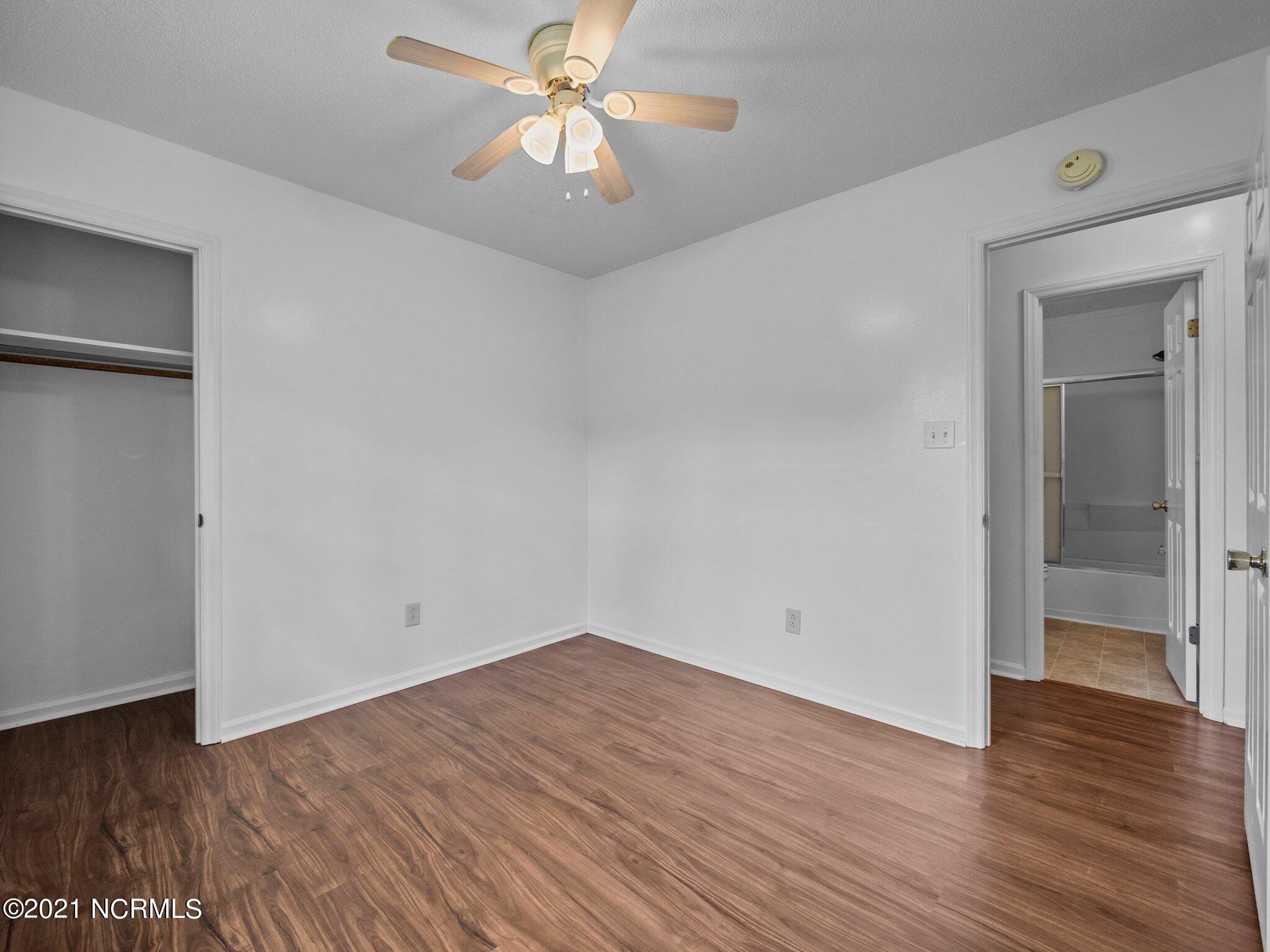622 Winchester Road Jacksonville, NC 28546 - Photo 16 of 35 35-web-or-mls-P9080328