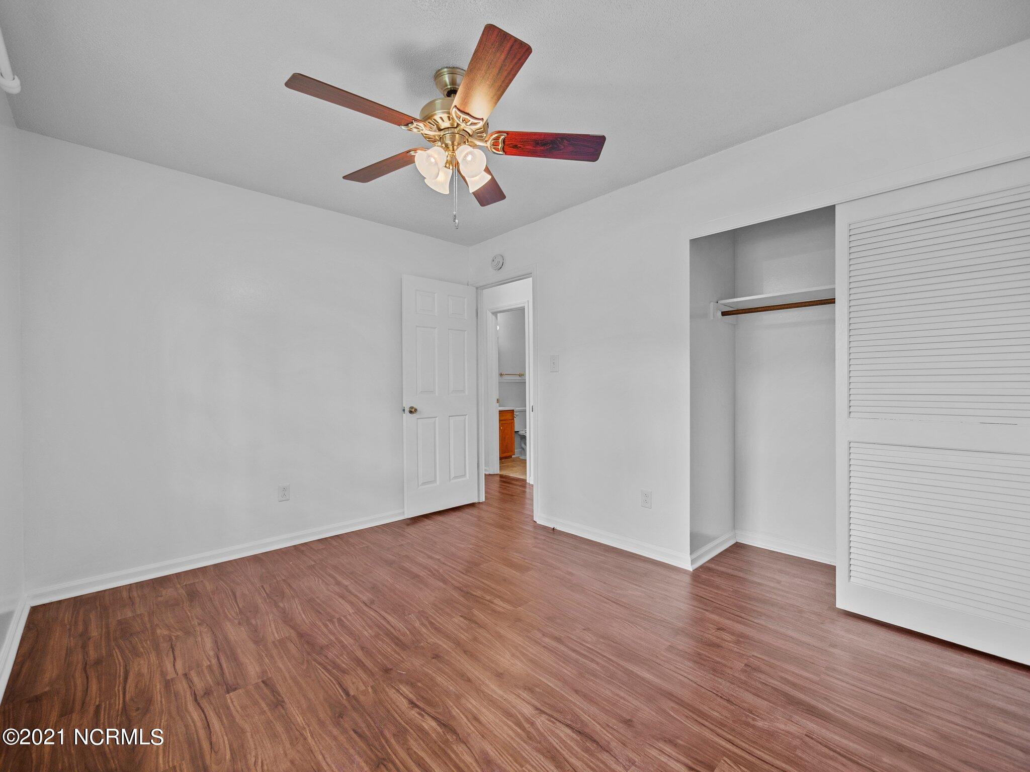 622 Winchester Road Jacksonville, NC 28546 - Photo 21 of 35 40-web-or-mls-P9080353