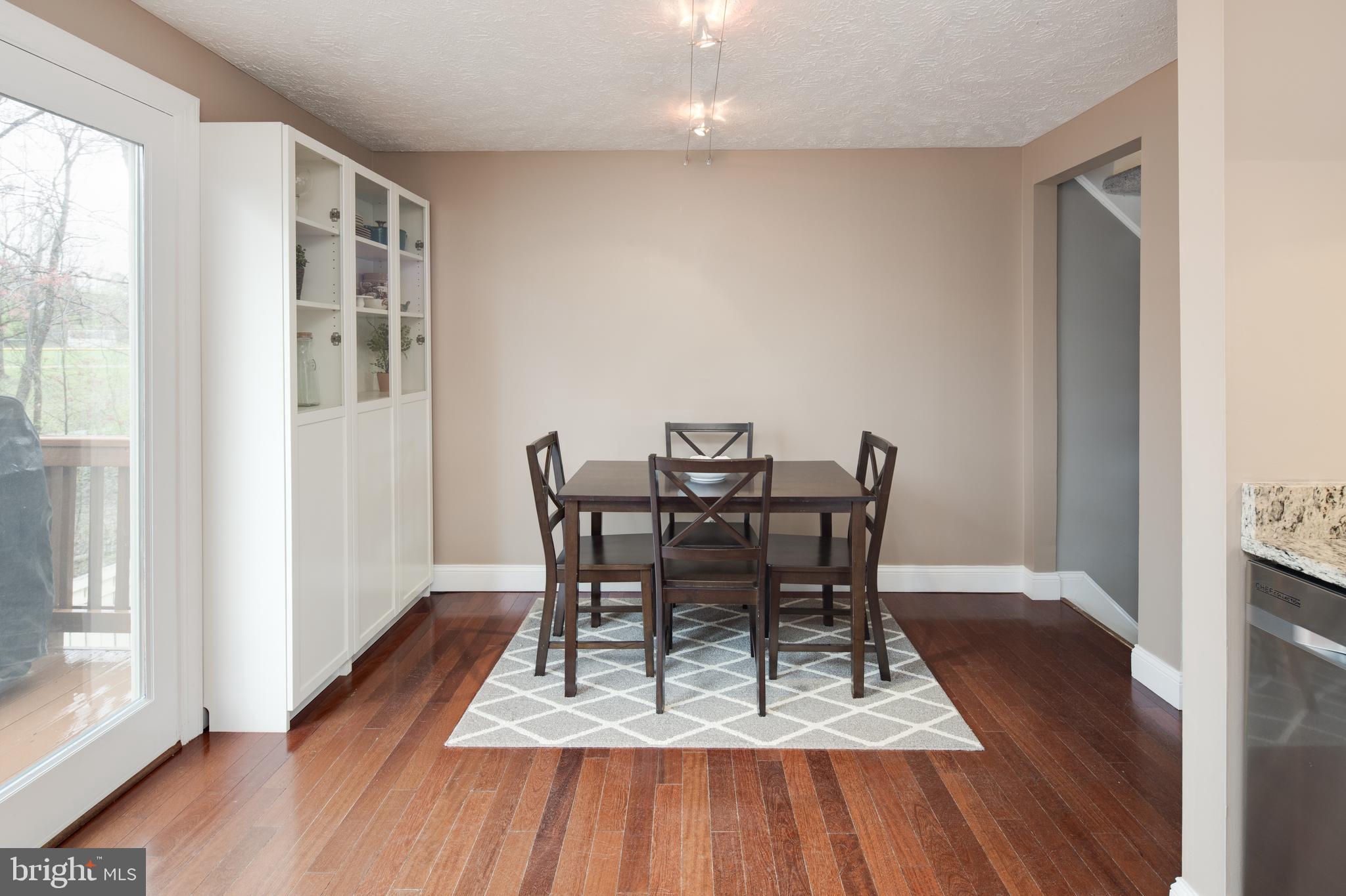 1661 Fieldthorn Drive Reston, VA 20194 - Photo 13 of 34 Gallery Image 13