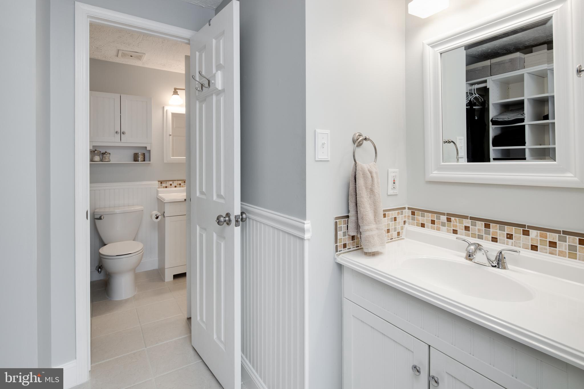 1661 Fieldthorn Drive Reston, VA 20194 - Photo 21 of 34 Gallery Image 21