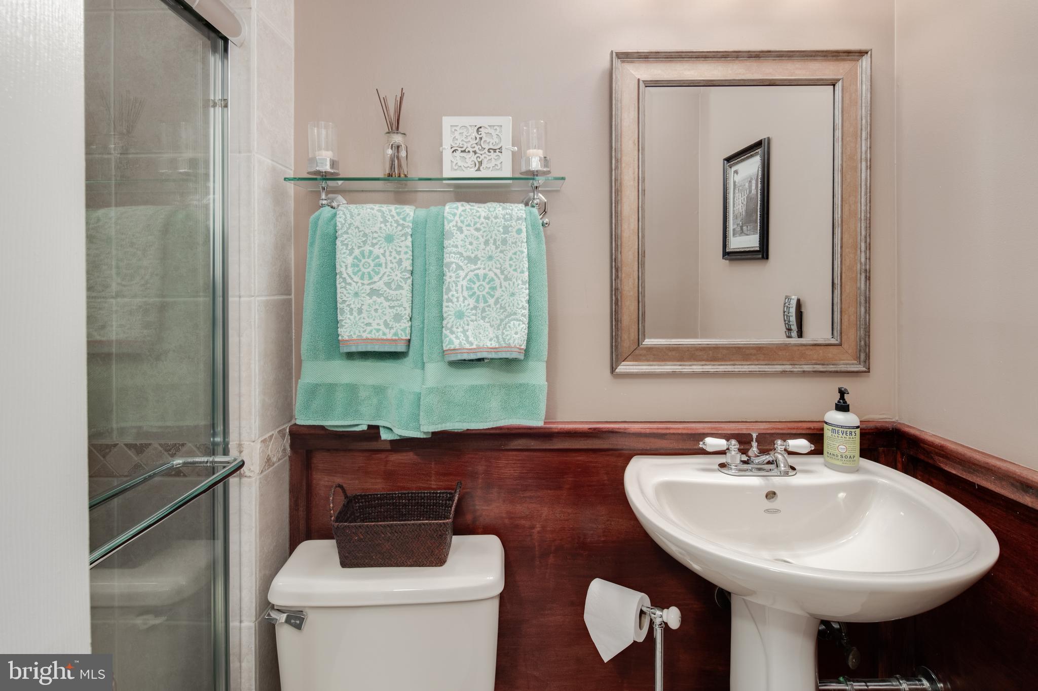 1661 Fieldthorn Drive Reston, VA 20194 - Photo 29 of 34 Gallery Image 29