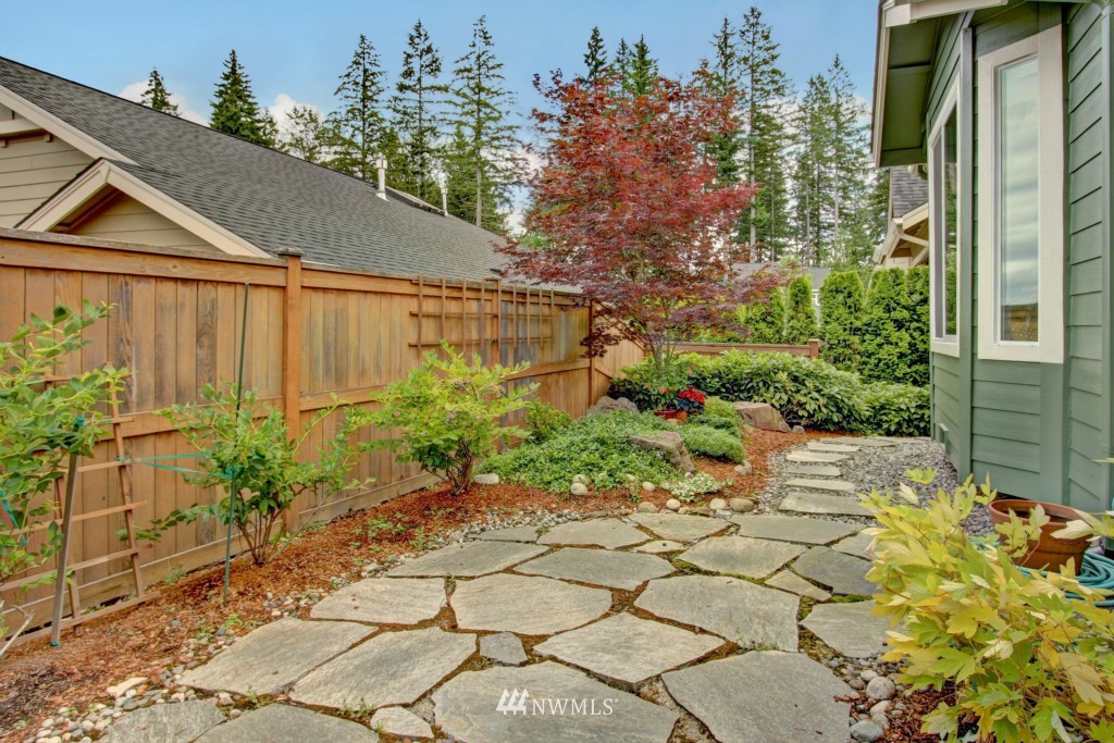 23930 Northeast Adair Road Redmond, WA 98053 - Photo 12 of 17