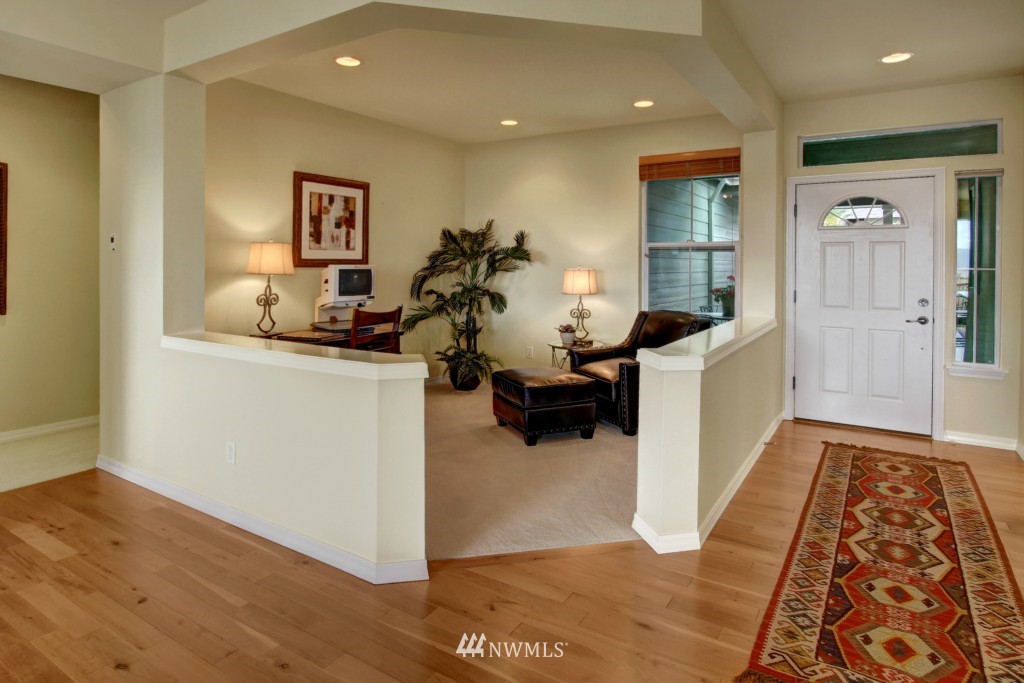 23930 Northeast Adair Road Redmond, WA 98053 - Photo 4 of 17