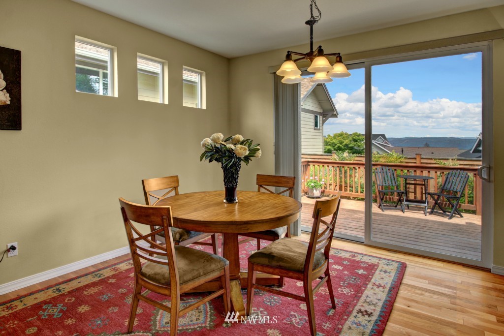 23930 Northeast Adair Road Redmond, WA 98053 - Photo 5 of 17