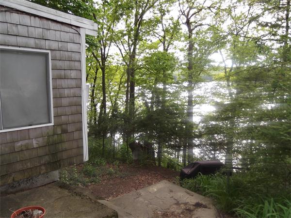 97 Russell Road Wellesley, MA 02482 - Photo 3 of 7