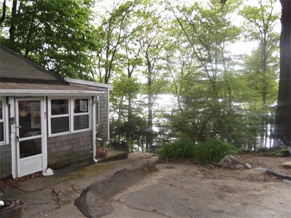 97 Russell Road Wellesley, MA 02482 - Photo 4 of 7